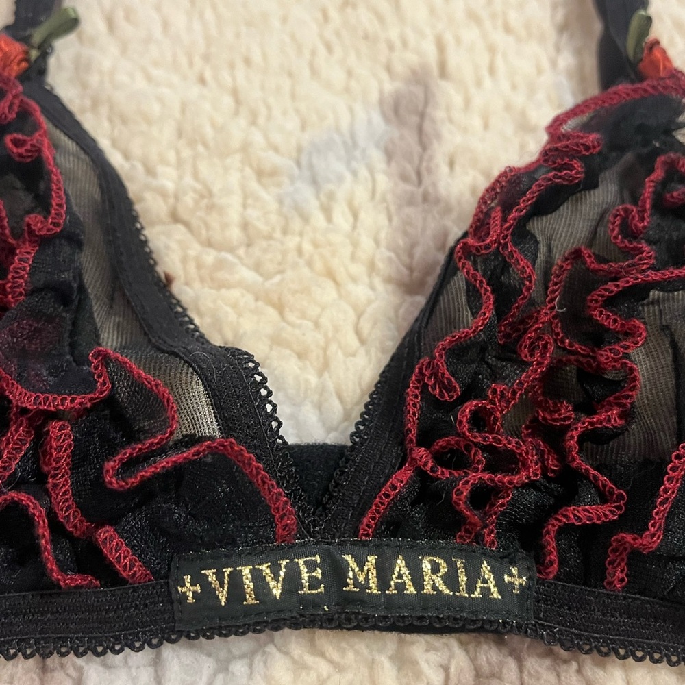 VIVE MARIA Ruffle Lace Black Bralette Black & Red Bra RARE - Picture 2 of 5